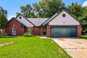 featured image of 7417 Hunters Hollow Ln