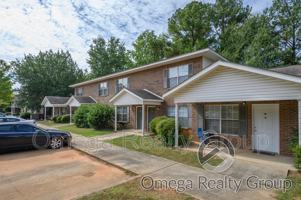 featured image of 40 Ratliff St #4
