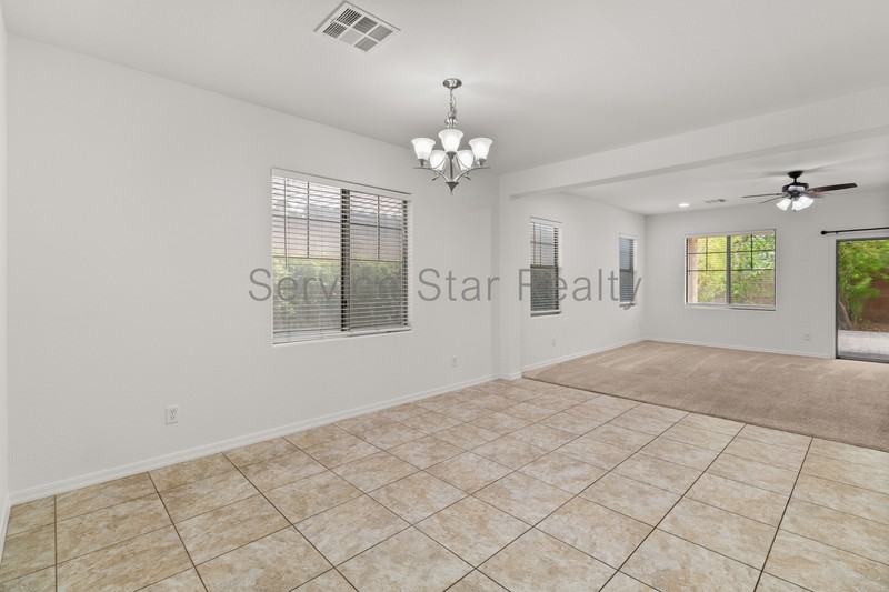 857 E Del Rio St - Photo 5 of 32
