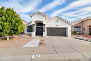 featured image of 1441 E Glenhaven Dr