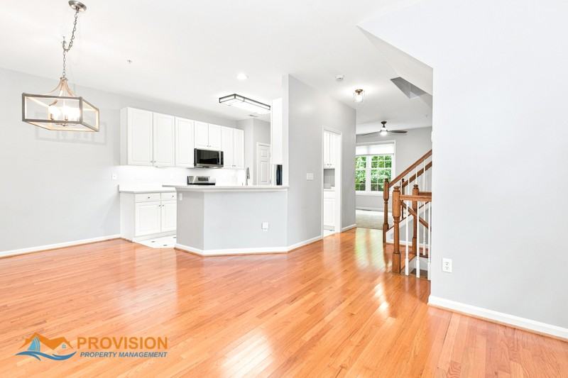 217 Wintergull Ln - Photo 4 of 34