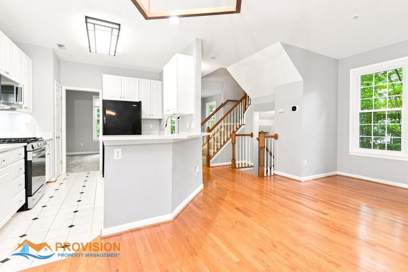 217 Wintergull Ln - Photo 5 of 34