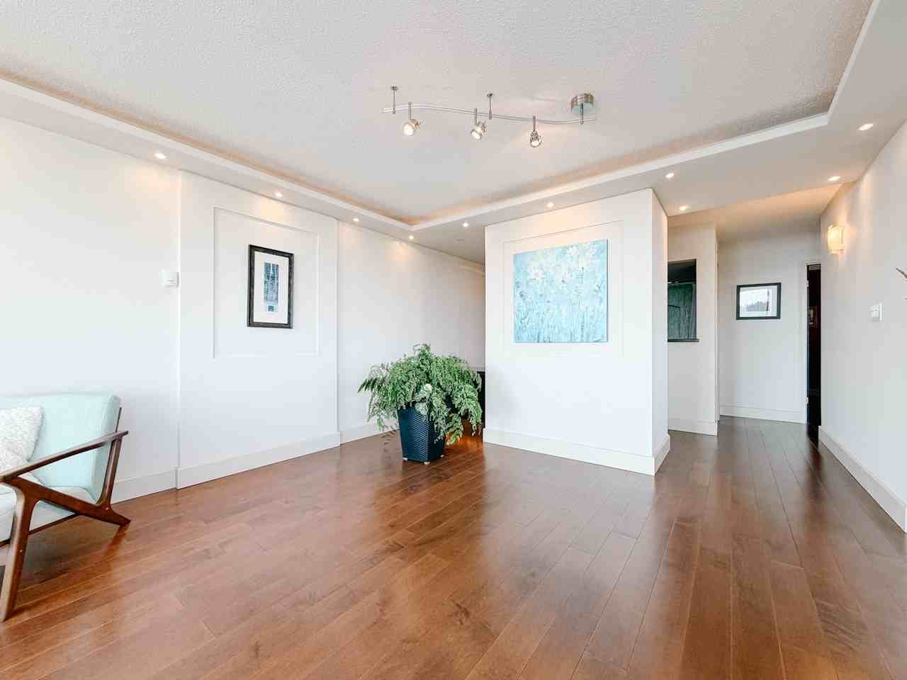 555 13th Street #1001 - Photo 5 of 30