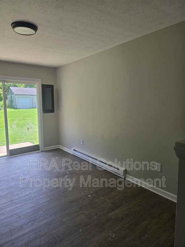 737 Bourbon St #773A - Photo 5 of 12