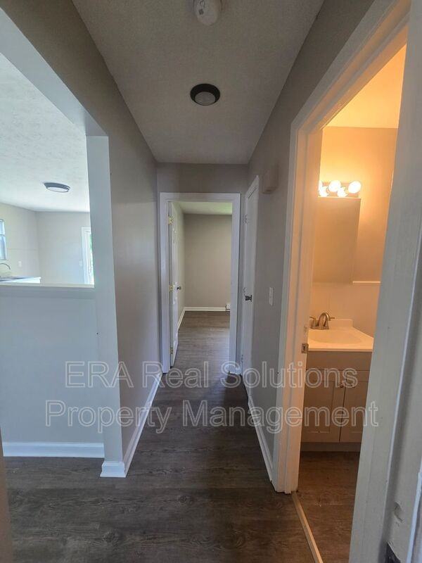 737 Bourbon St #773A - Photo 6 of 12