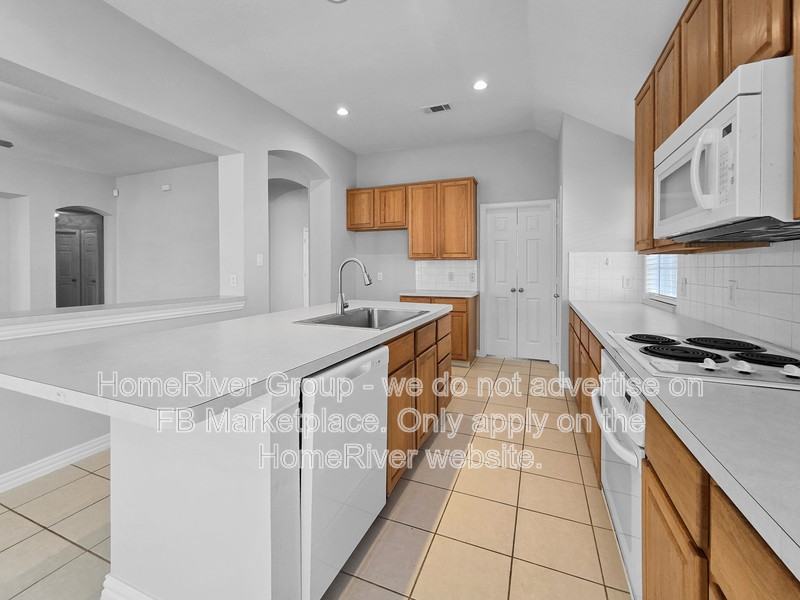 4812 Tearose Trl - Photo 7 of 28