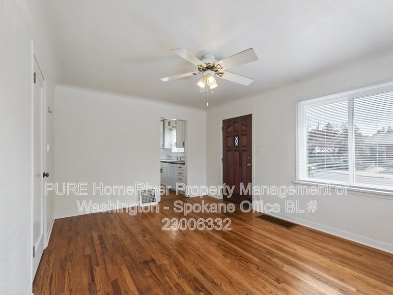 2214 W Buckeye Ave - Photo 4 of 32