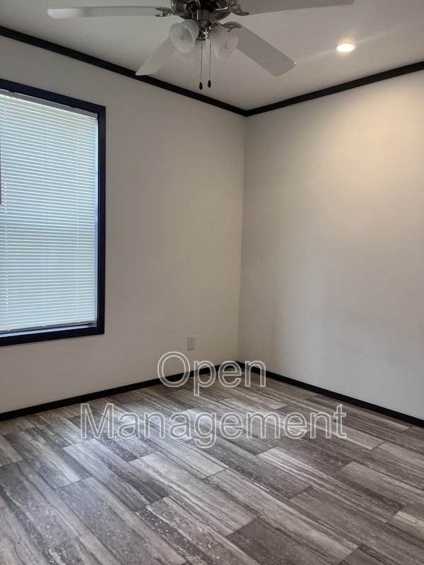 2301 Sw Oralabor Rd - Photo 6 of 11