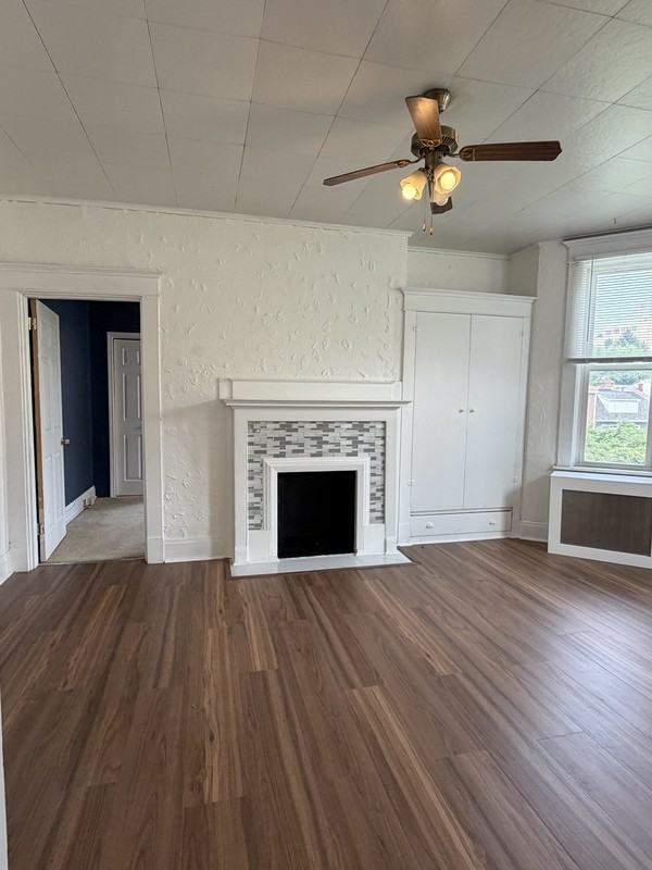 172 Ulysses St - Photo 3 of 19