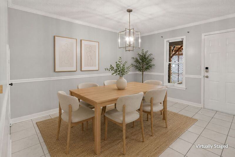 429 Russell St Ne - Photo 5 of 16