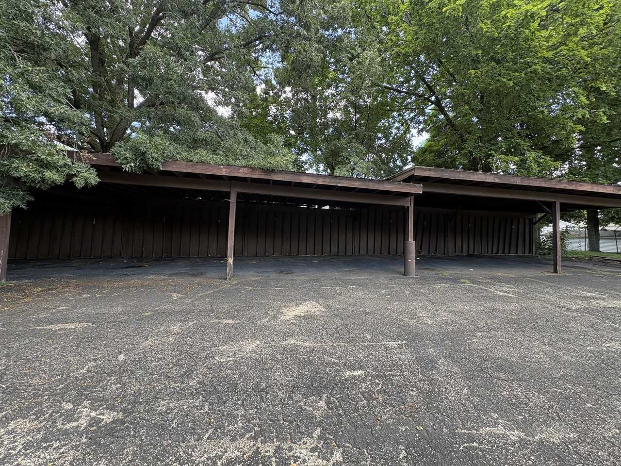 248 East Oak Cliff Court #5 - Photo 2 of 15