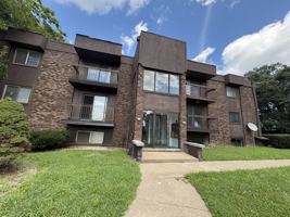 featured image of 248 East Oak Cliff Court #5