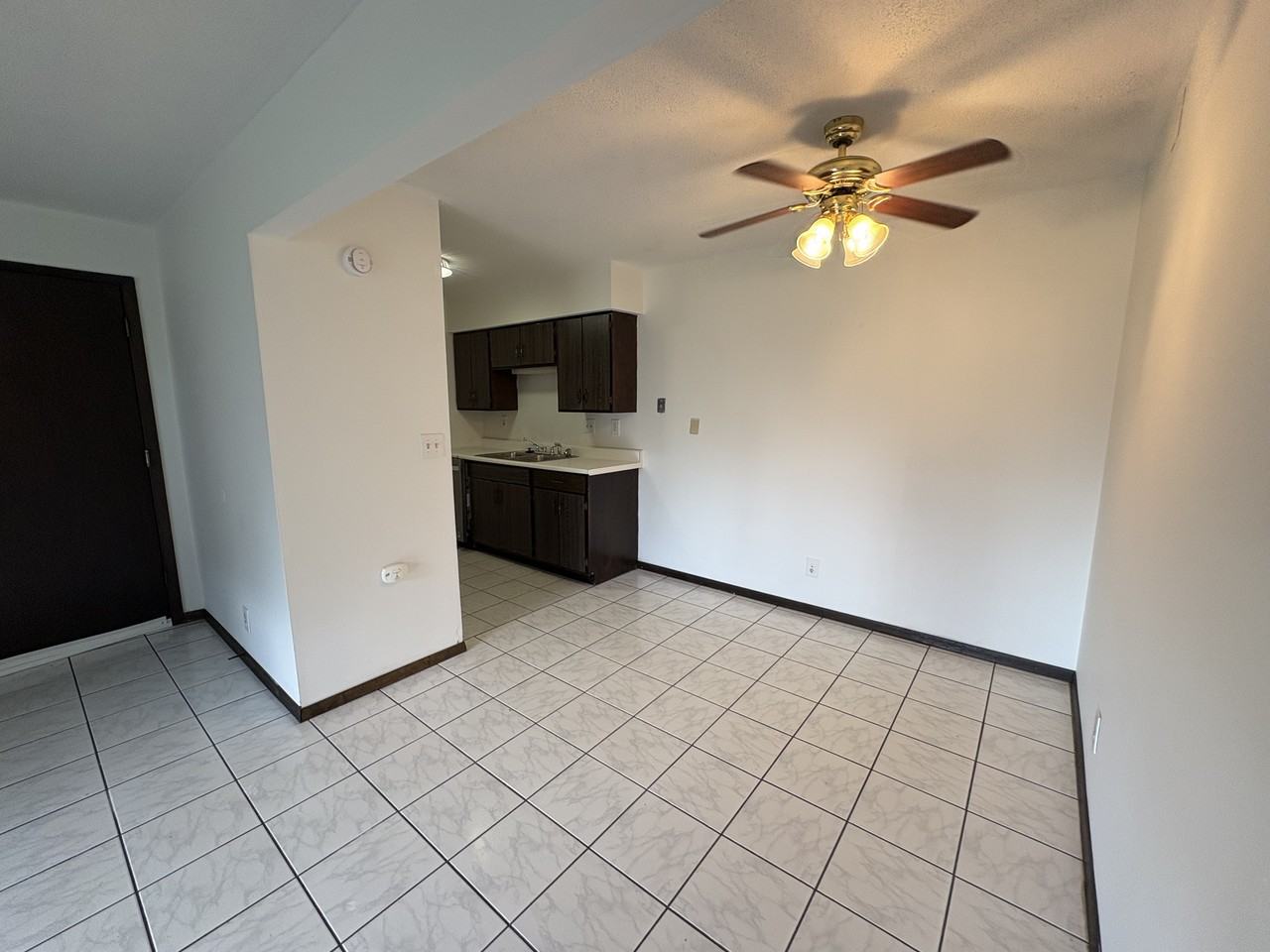 248 East Oak Cliff Court #5 - Photo 5 of 15