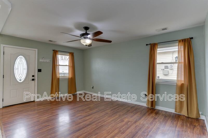 3521 Dana Ln - Photo 7 of 21