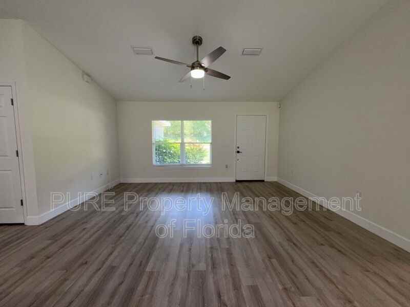 11165 Nw 7th St - Photo 4 of 50