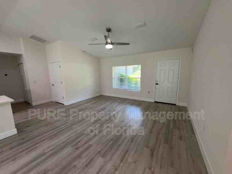 11165 Nw 7th St - Photo 5 of 50
