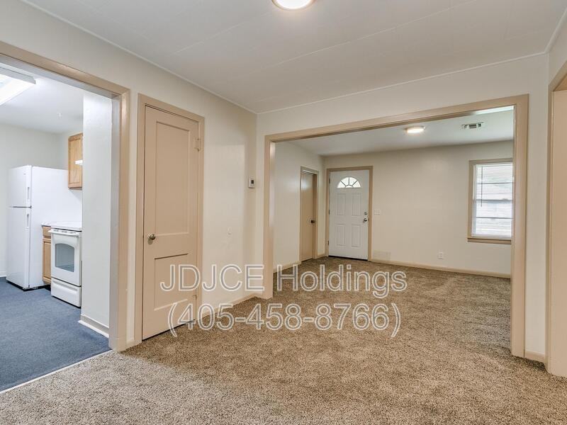 901 Stansell Dr - Photo 6 of 24