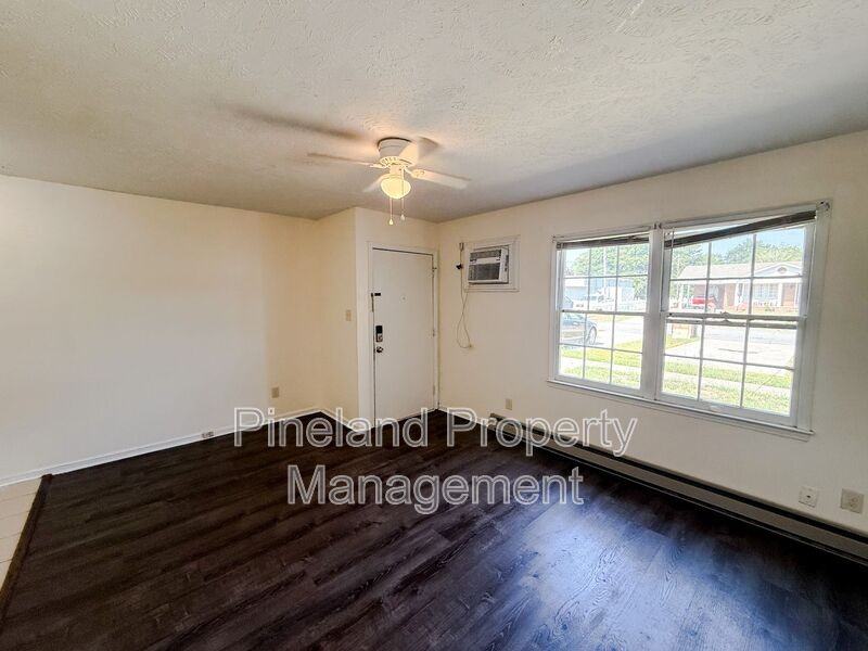 3241 Willard Dr #7 - Photo 2 of 11