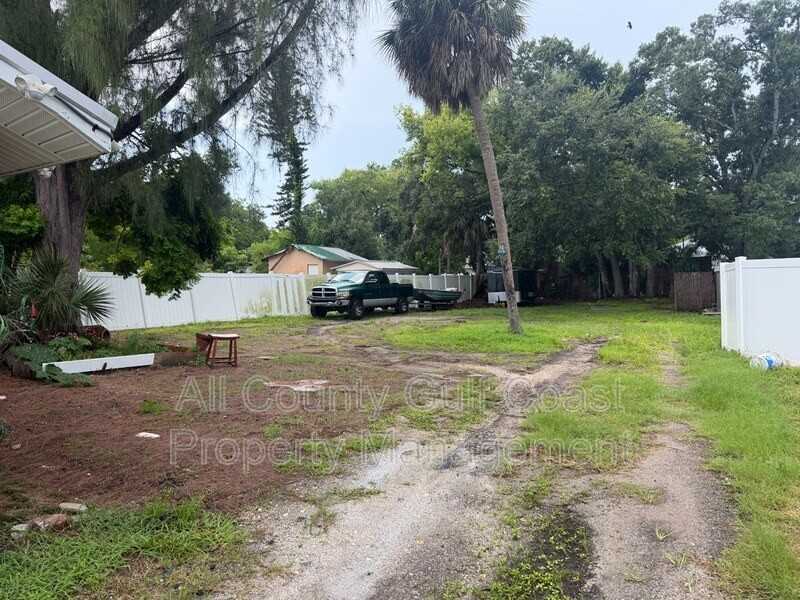 2416 10th St W - Photo 7 of 8