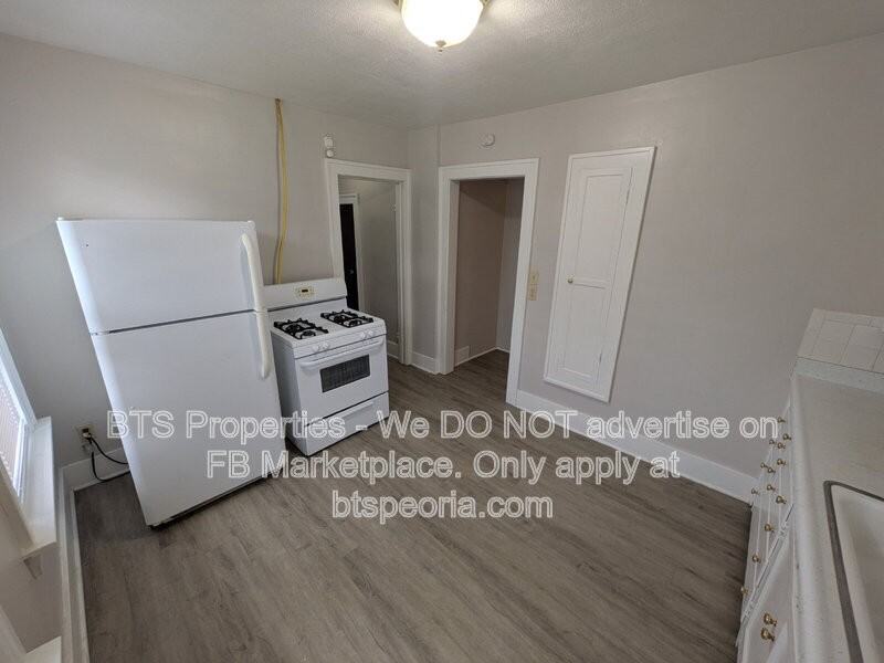 1532 W Barker Ave - Photo 3 of 11