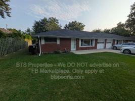 featured image of 622 W Laclaire Ln