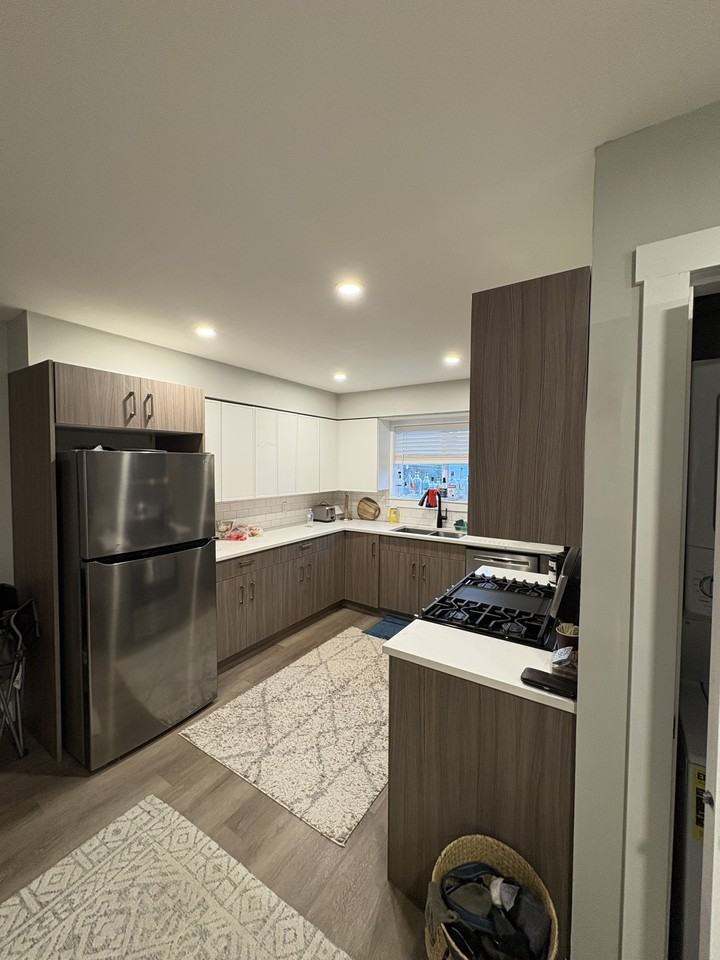 8958 Broadway - Photo 5 of 12