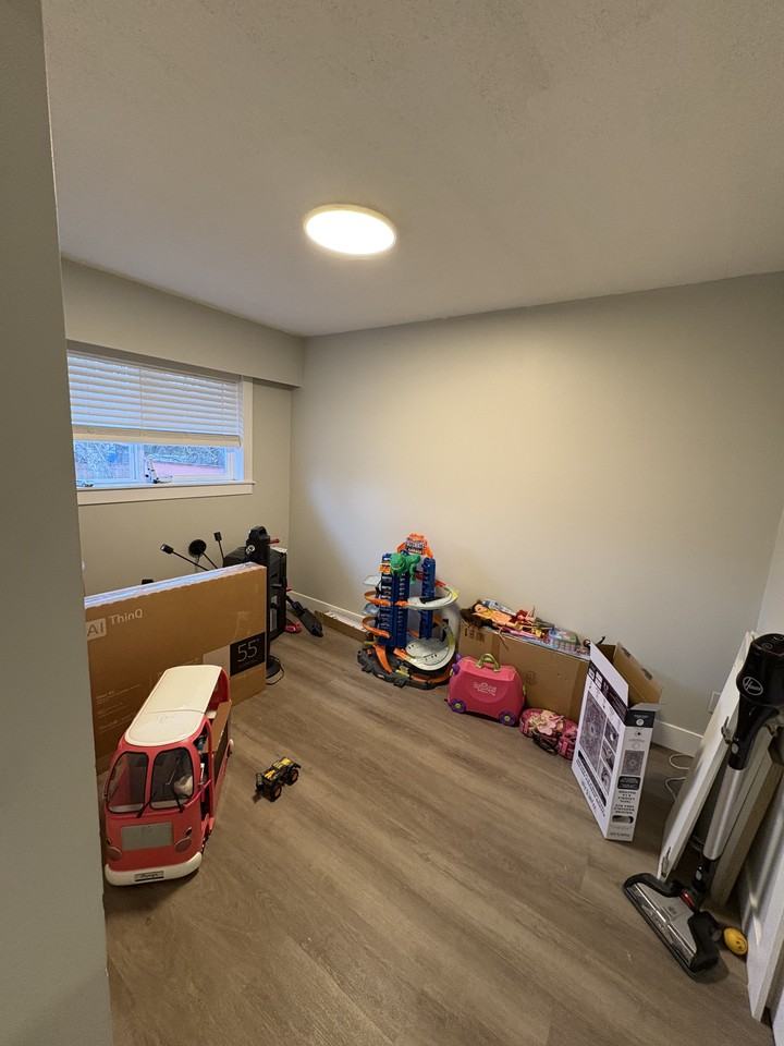 8958 Broadway - Photo 7 of 12
