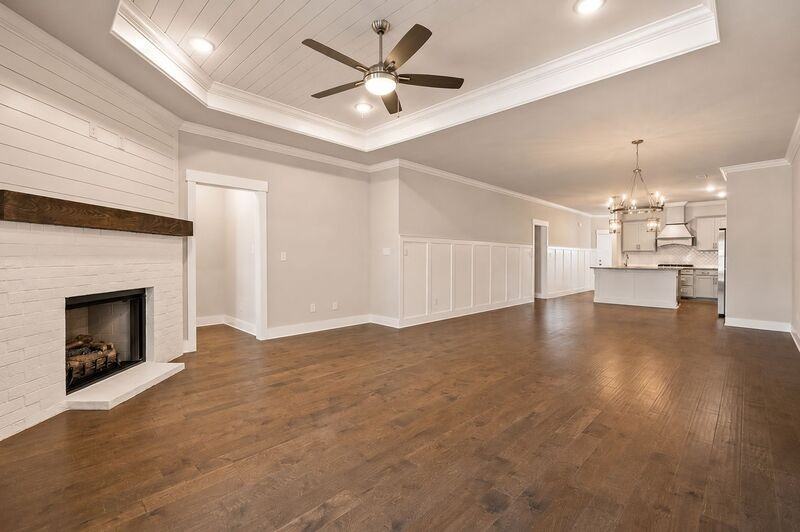 411 Raleigh Elm Dr Sw - Photo 6 of 16