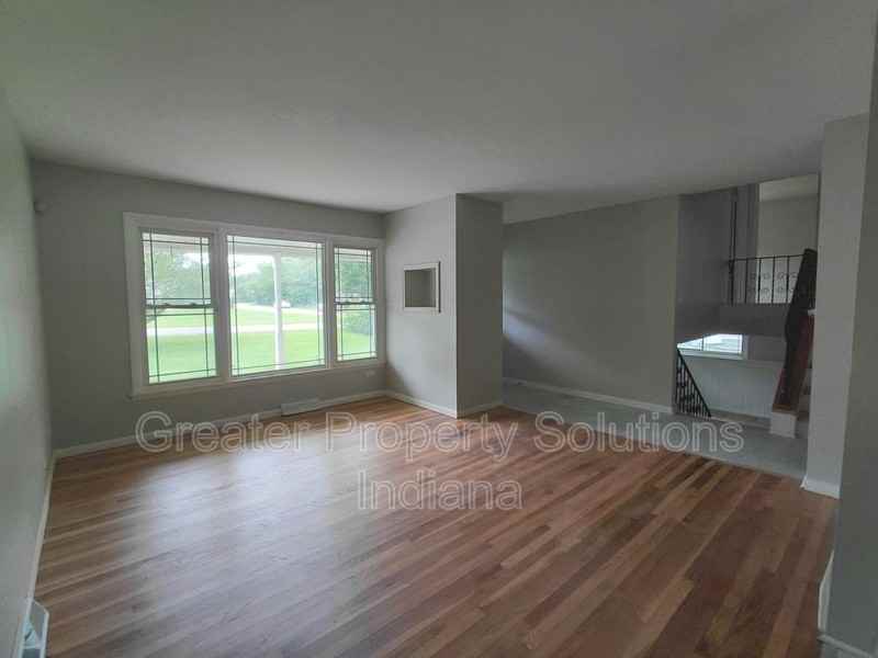 8203 Rutledge St - Photo 2 of 8
