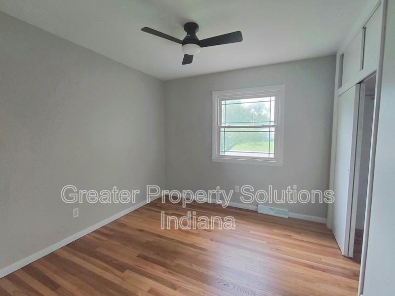 8203 Rutledge St - Photo 7 of 8