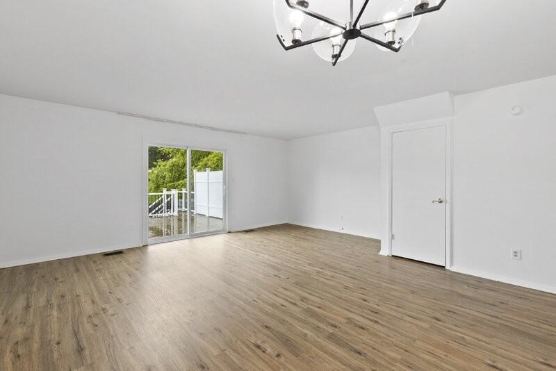 59 Stoneway Pl - Photo 4 of 26