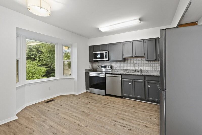 59 Stoneway Pl - Photo 7 of 26