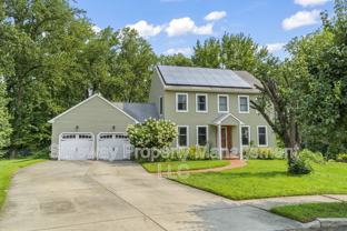 100 Westwood Hl - Photo 1 of 1