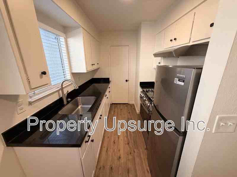 2045 Shasta St #29 - Photo 4 of 15