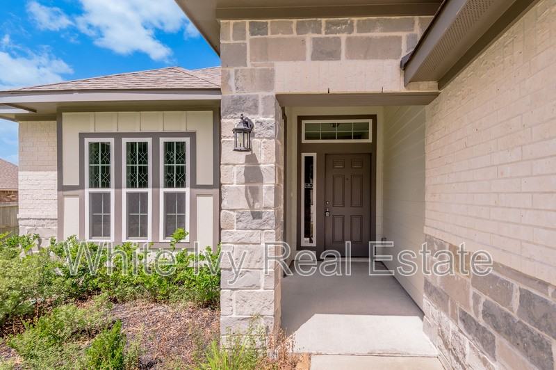 3722 Sage Ln - Photo 3 of 29