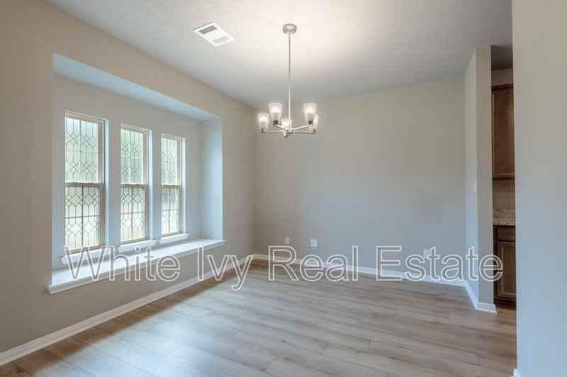 3722 Sage Ln - Photo 5 of 29