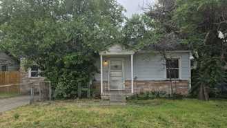 1033 Dunaway St - Photo 1 of 1