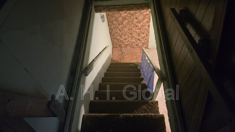 1033 Dunaway St - Photo 2 of 10