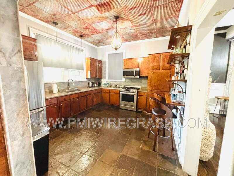 213 Orion St - Photo 4 of 23