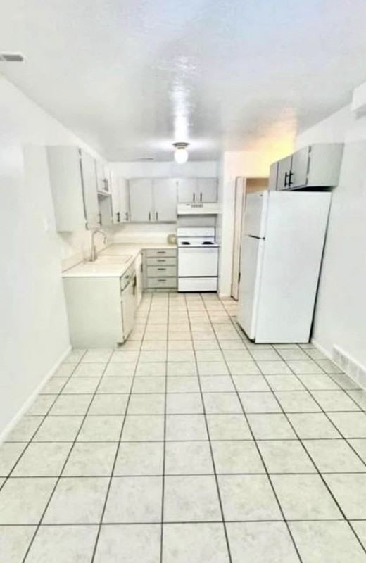 672 Westsouth - Photo 3 of 11