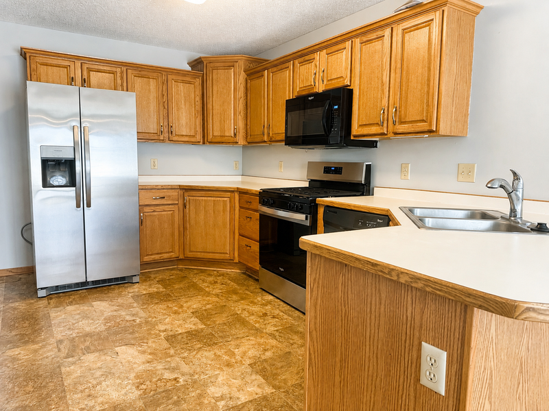 12658 43rd St Ne - Photo 5 of 17
