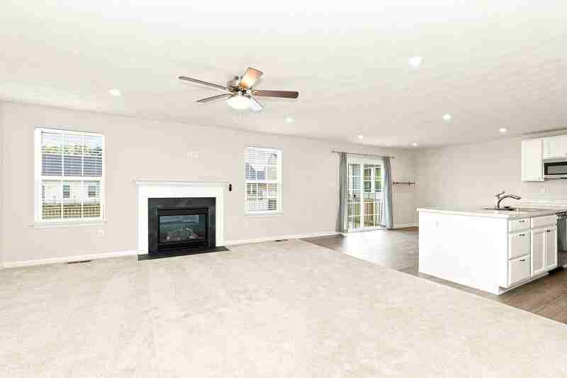 157 Cresting Rd - Photo 4 of 10