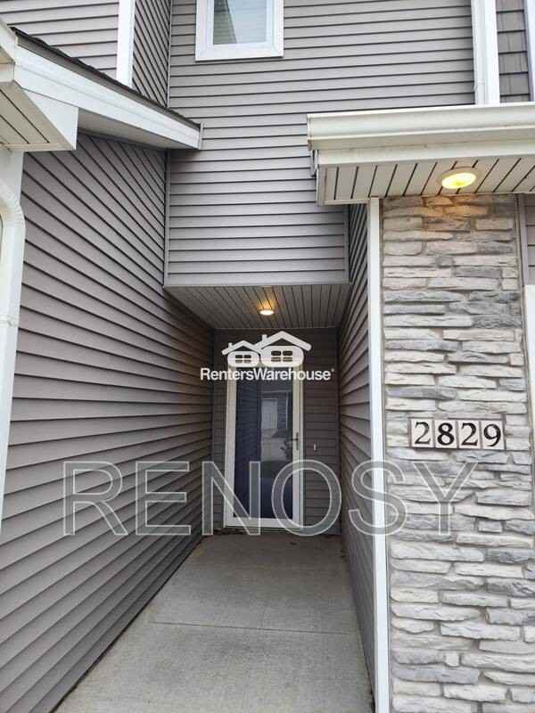 2829 Nw Lois Ln - Photo 2 of 22
