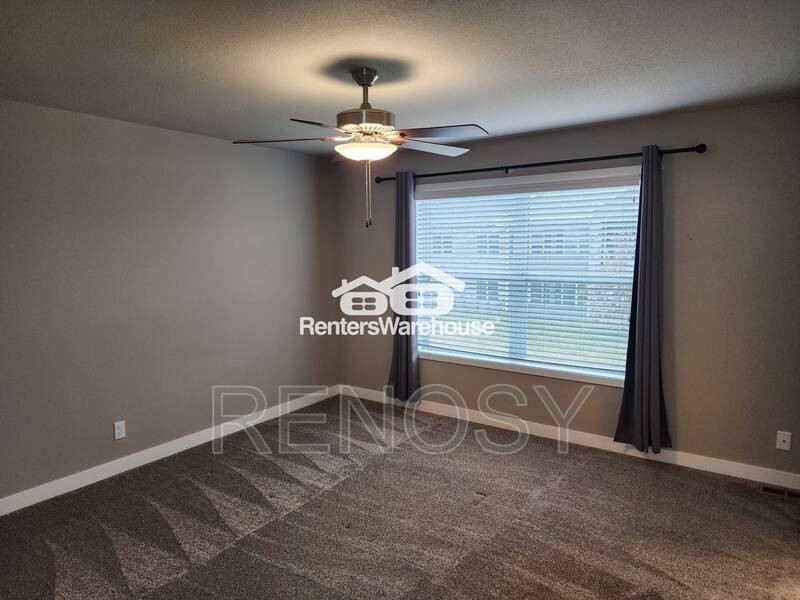 2829 Nw Lois Ln - Photo 3 of 23