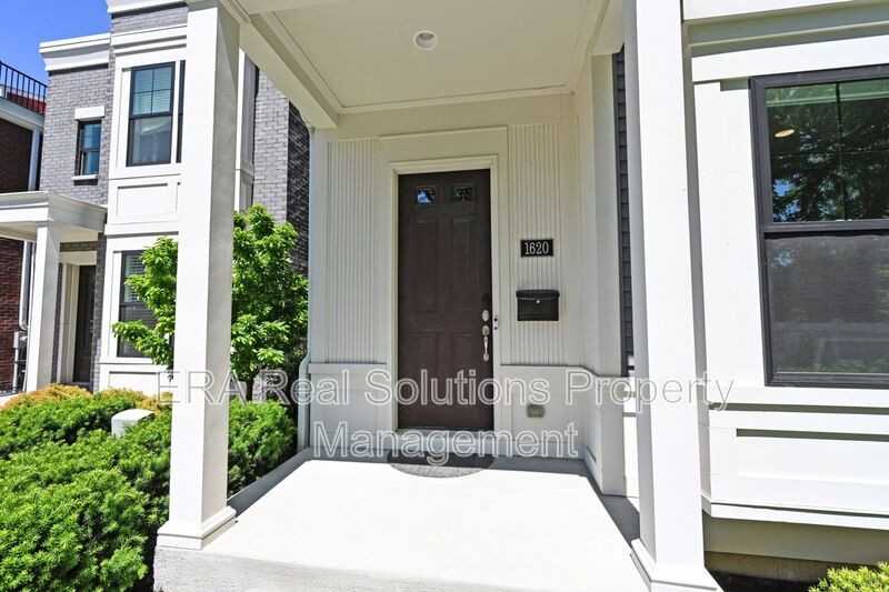 1620 Merrimac St - Photo 3 of 18