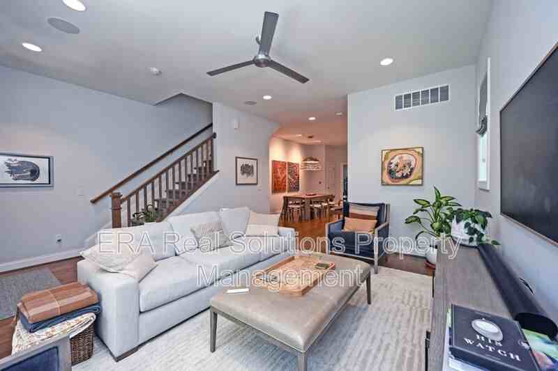 1620 Merrimac St - Photo 6 of 18