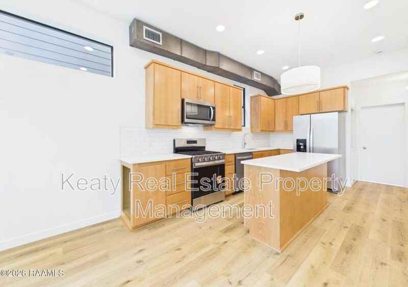 101 1120S Washington Street #101 - Photo 7 of 25