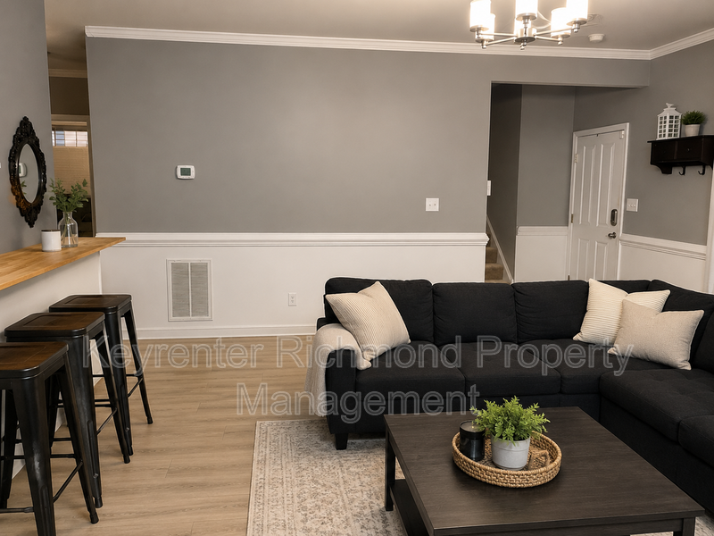 117 E 13th St - Photo 2 of 11