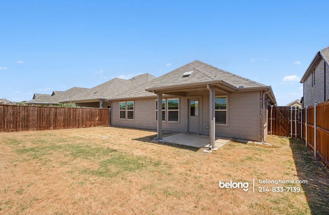 3505 Kingsview Dr - Photo 5 of 26