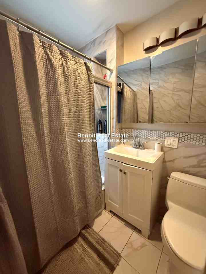 Highland Ave #2B - Photo 7 of 14